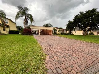 945 CLASSIC VIEW DRIVE, Auburndale, FL 33823