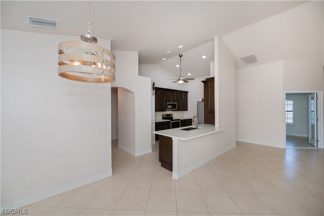 4607 SW 14th AVE, Cape Coral, FL 33914