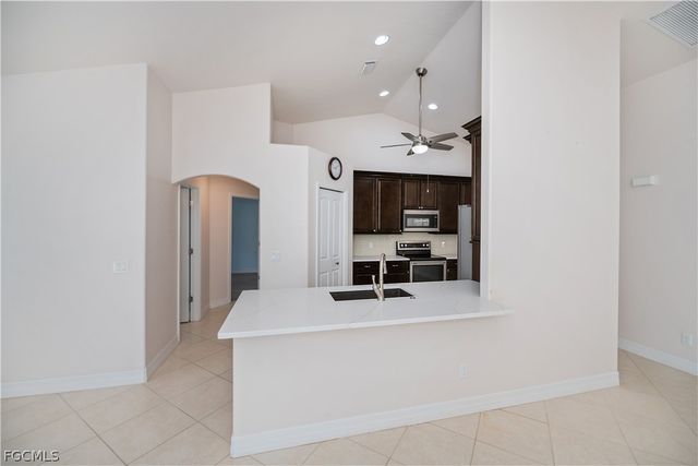 4607 SW 14th AVE, Cape Coral, FL 33914