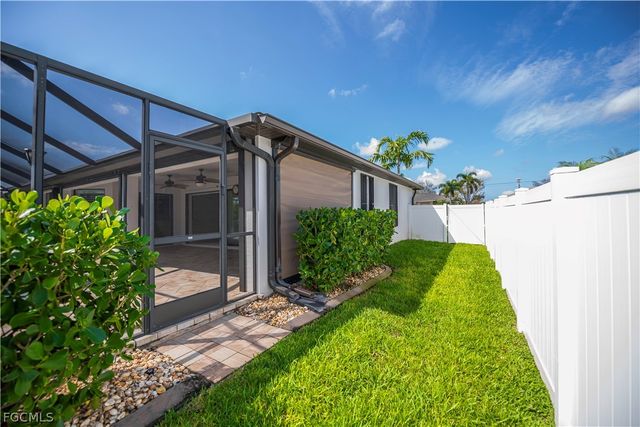 4607 SW 14th AVE, Cape Coral, FL 33914