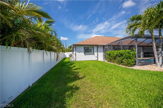 4607 SW 14th AVE, Cape Coral, FL 33914