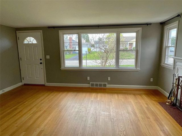 30 Althea Drive, Cranston, RI 02920