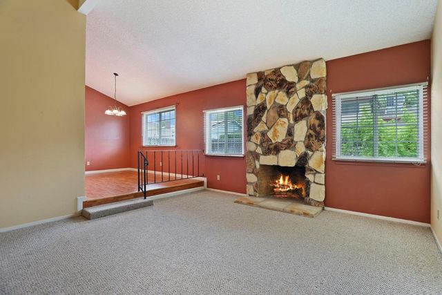 7506 Richland Way, Stockton, CA 95207