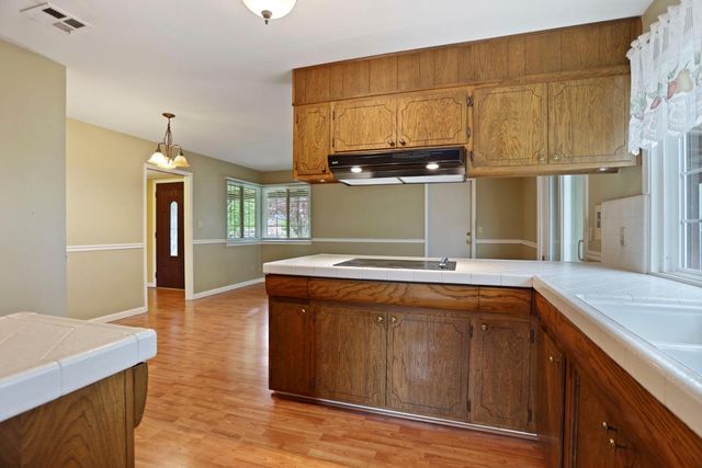 7506 Richland Way, Stockton, CA 95207