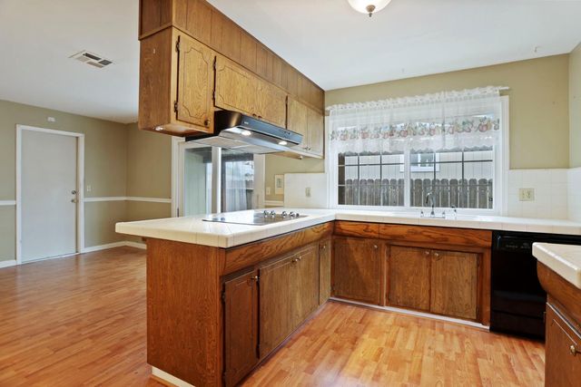 7506 Richland Way, Stockton, CA 95207