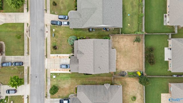 3011 Magnolia Leaf Circle, Owens Cross Roads, AL 35763