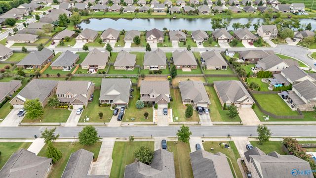3011 Magnolia Leaf Circle, Owens Cross Roads, AL 35763