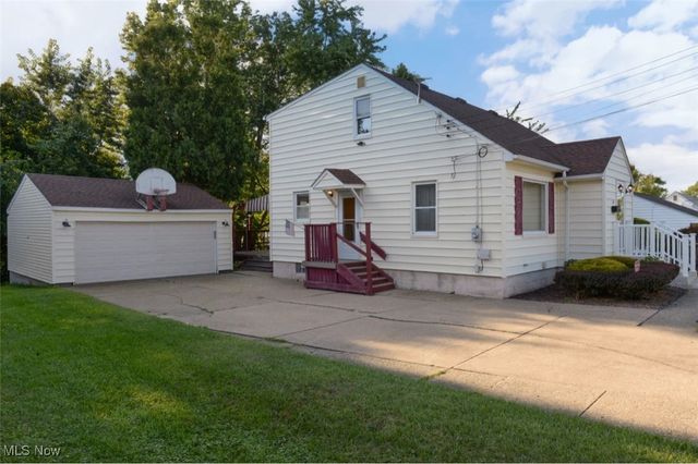 148 Marcia Drive, Youngstown, OH 44515