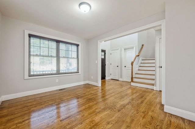 413 Robyn Place, East Meadow, NY 11554