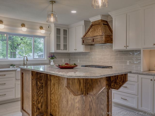 908 SE 3rd Street, Wagoner, OK 74477