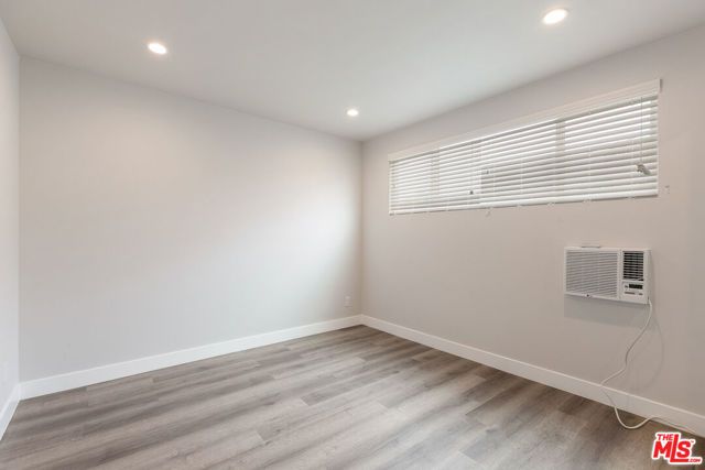 2401 S SYCAMORE Avenue 7, Los Angeles, CA 90016