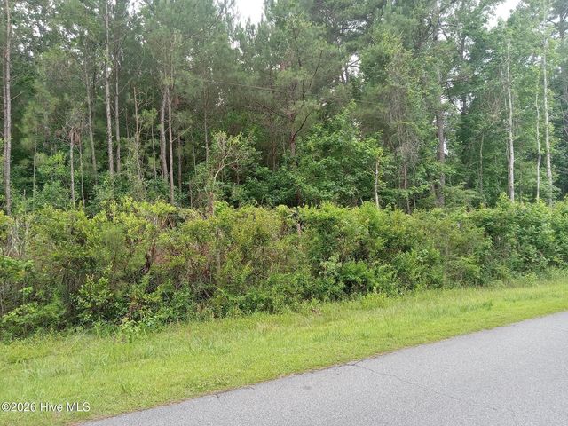 6735 Richardson Drive NW, Ocean Isle Beach, NC 28469