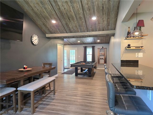 9856 Dupont Drive, Columbia Station, OH 44028