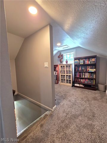 9856 Dupont Drive, Columbia Station, OH 44028