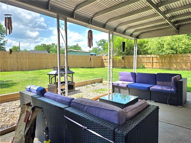 9856 Dupont Drive, Columbia Station, OH 44028