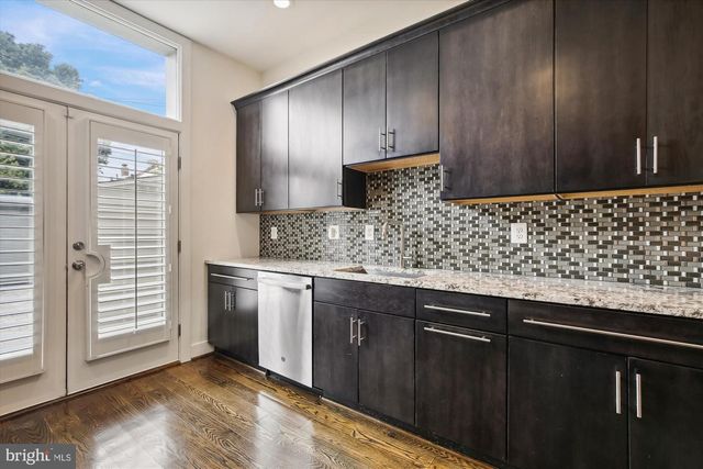 1109 I ST NE, Washington, DC 20002