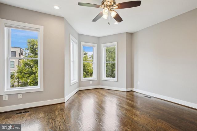 1109 I ST NE, Washington, DC 20002