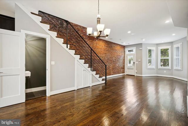 1109 I ST NE, Washington, DC 20002