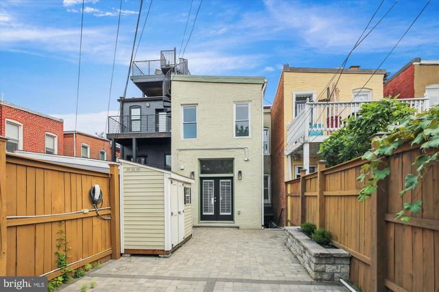 1109 I ST NE, Washington, DC 20002