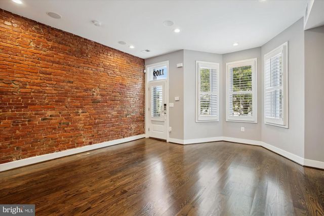 1109 I ST NE, Washington, DC 20002