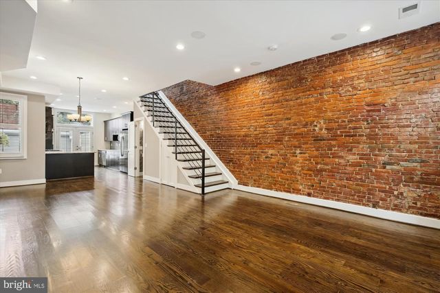 1109 I ST NE, Washington, DC 20002