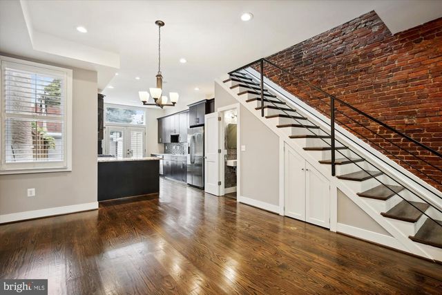 1109 I ST NE, Washington, DC 20002