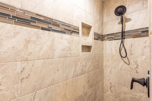 343 Private Road 7327, Emory, TX 75440