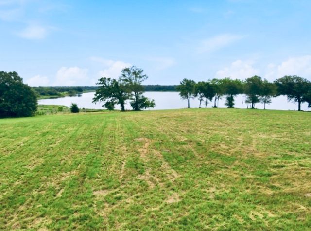 343 Private Road 7327, Emory, TX 75440