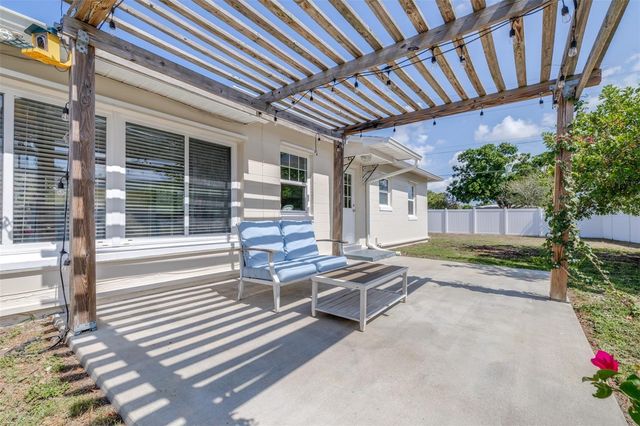 2991 38TH STREET N, St Petersburg, FL 33713