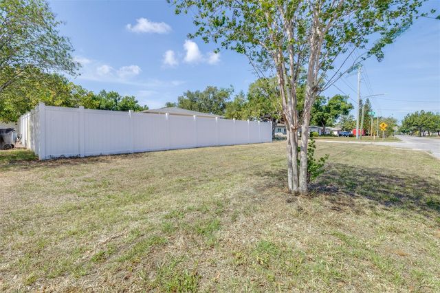 2991 38TH STREET N, St Petersburg, FL 33713