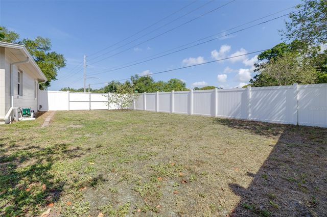 2991 38TH STREET N, St Petersburg, FL 33713
