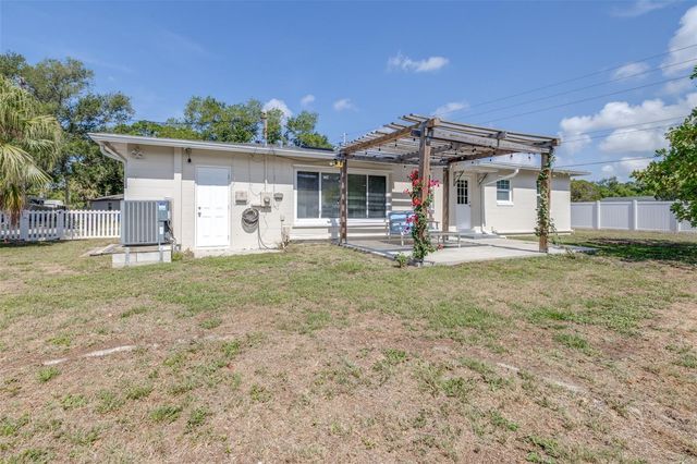 2991 38TH STREET N, St Petersburg, FL 33713