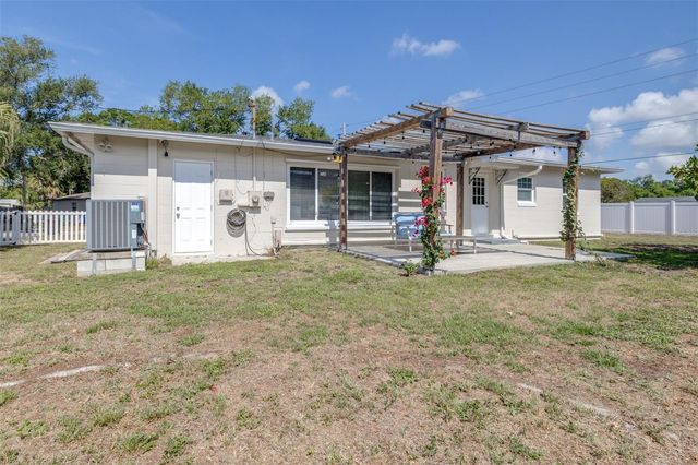 2991 38TH STREET N, St Petersburg, FL 33713