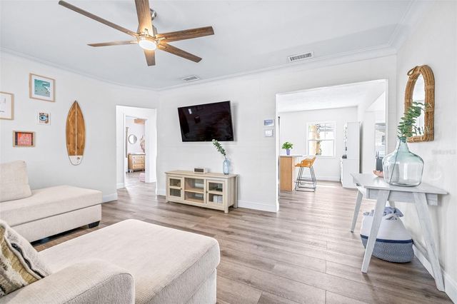 2991 38TH STREET N, St Petersburg, FL 33713
