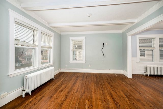 39 Dyer Ave 39, Milton, MA 02186