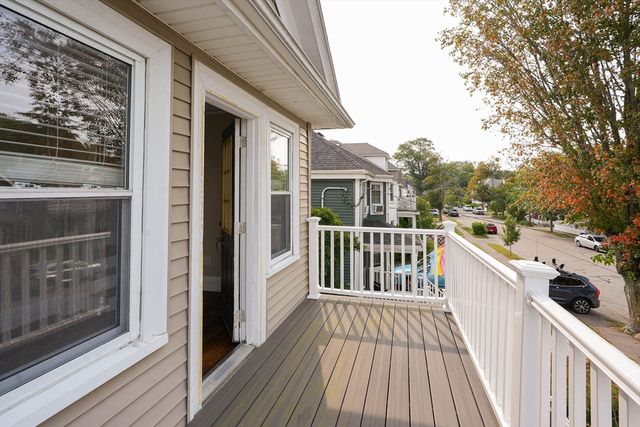 39 Dyer Ave 39, Milton, MA 02186