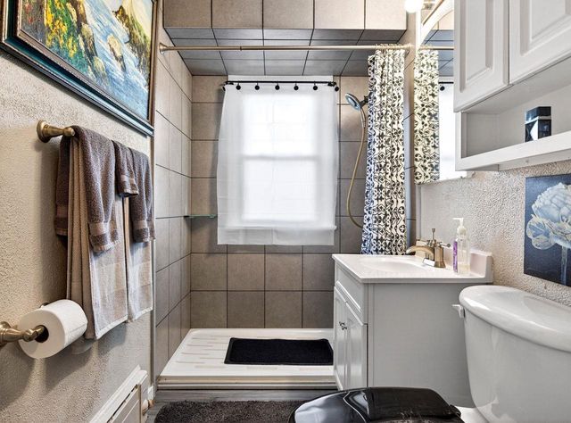 934 W 9TH AVENUE, Oshkosh, WI 54902