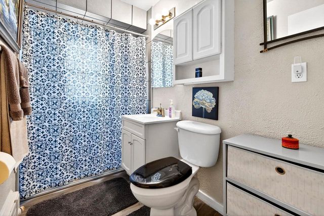 934 W 9TH AVENUE, Oshkosh, WI 54902