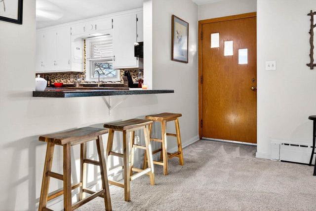 934 W 9TH AVENUE, Oshkosh, WI 54902