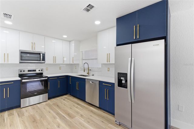 11503 COLONY HILL DRIVE, Seffner, FL 33584