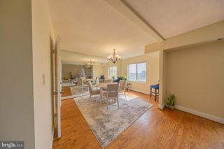 8370 GREENSBORO DR #908, Mclean, VA 22102
