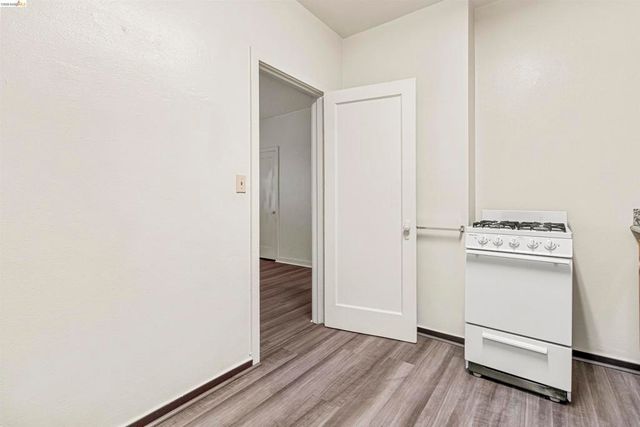 1732 University Ave, Berkeley, CA 94705