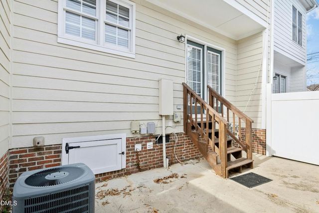 318 Madison Grove Place, Cary, NC 27519