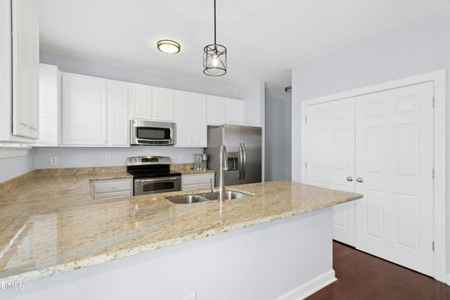 318 Madison Grove Place, Cary, NC 27519