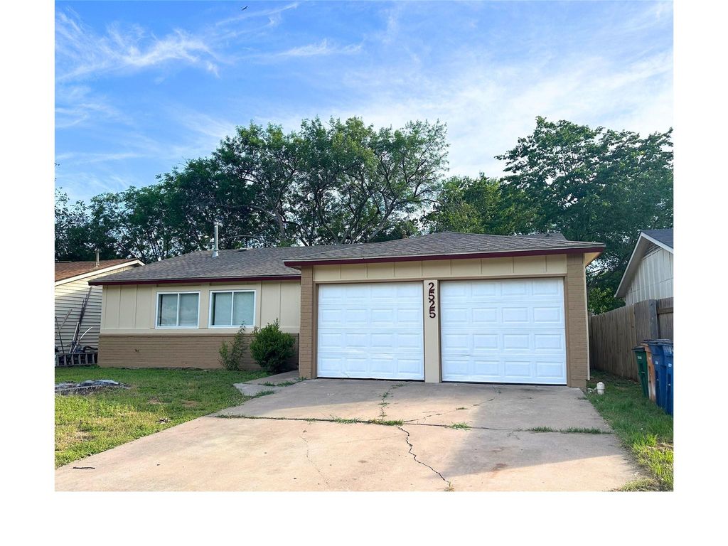 2525 Dovemeadow DR, Austin, TX 78744