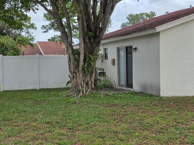 3769 Mil Race Court, Greenacres, FL 33463