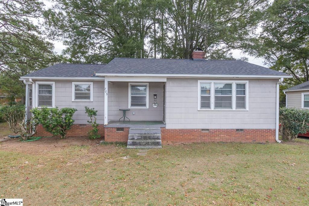 705 Whitehall Road, Anderson, SC 29625