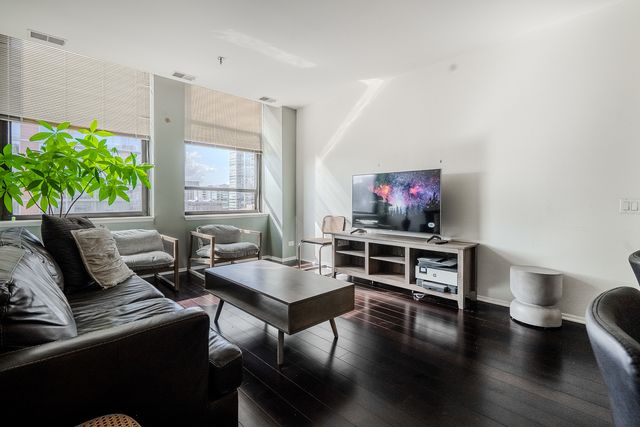 780 S Federal Street 906, Chicago, IL 60605