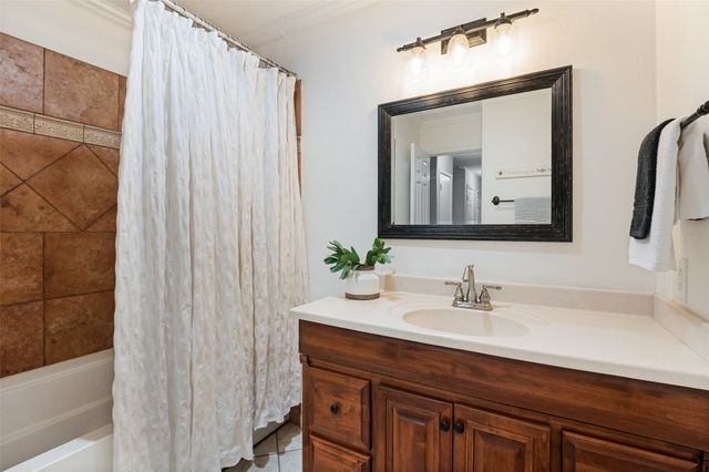826 Cherlynne Drive, Cedar Hill, TX 75104