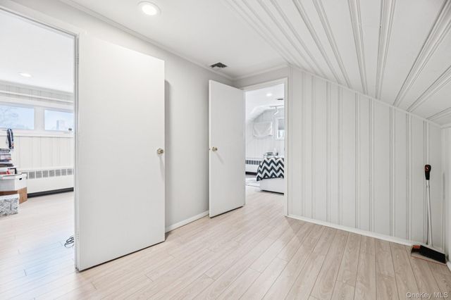 168 Glenmore Street, East Williston, NY 11596